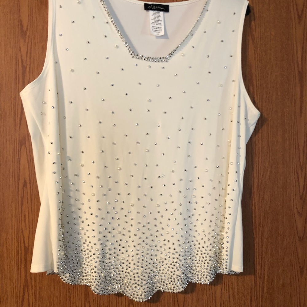 Fancy top - Picture 2 of 4